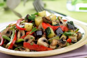 Aprende a cocinar salteados de verduras saludables